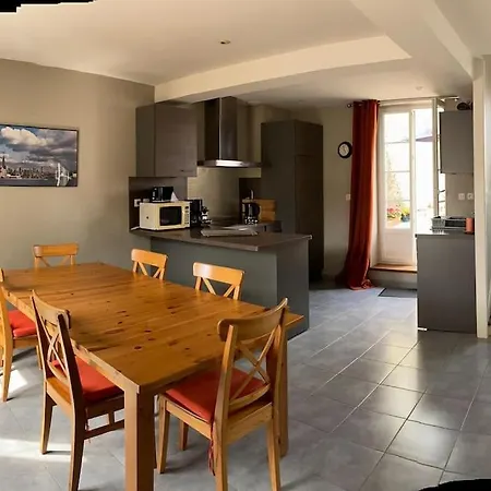 דירה Spacieux Avec Grande Terrasse *